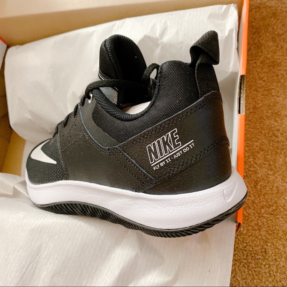 Nike Fly By Low II Basketball Sneaker - Picture 6 of 8